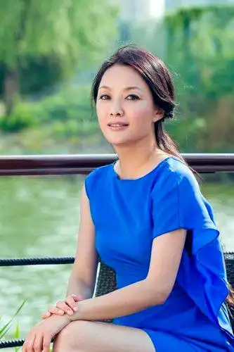 剧组健身女明星_剧组健身明星女的是谁_娱乐圈健身女星