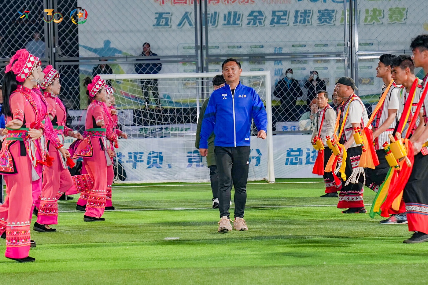 业余足球冠军_业余足球冠军赛精彩_业余足球冠军2019