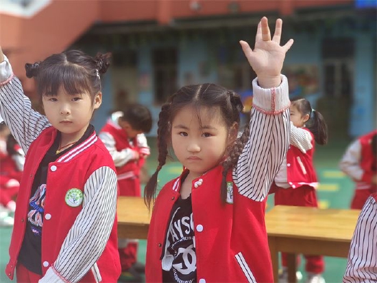 幼儿生活技能剥豌豆_幼儿剥豌豆的好处_剥豌豆活动目标