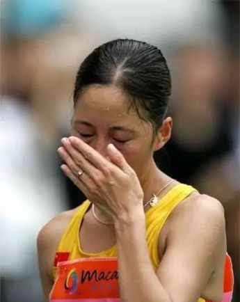 竞走冠军落泪_王丽萍竞走冠军_女子竞走冠军