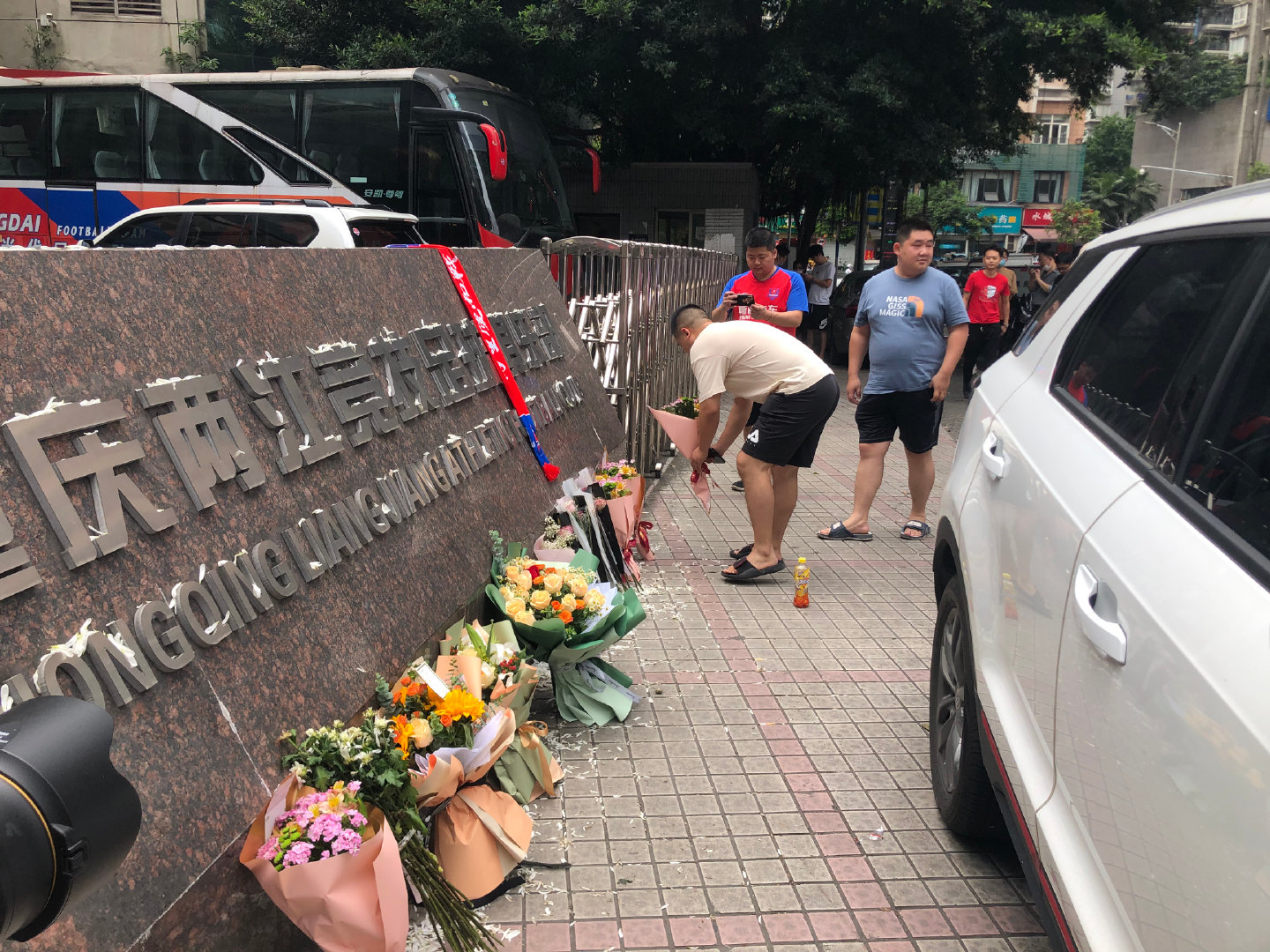 重庆力帆当代足球吧_重庆力帆当代足球俱乐部_重庆当代力帆足球队的历史
