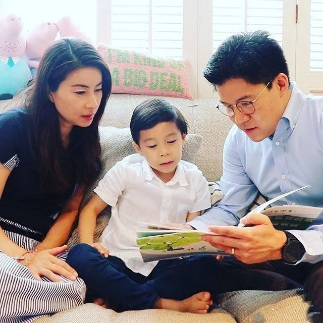 客厅日常照片家庭图_客厅室内照片_家庭日常客厅照片