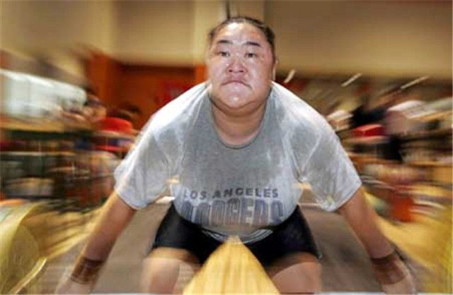 唐国红举重冠军_唐国宏举重_举重冠军唐国红是哪里人