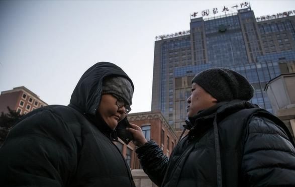 举重冠军龙清泉_举重冠军什么龙_举重冠军龙清泉是哪里人
