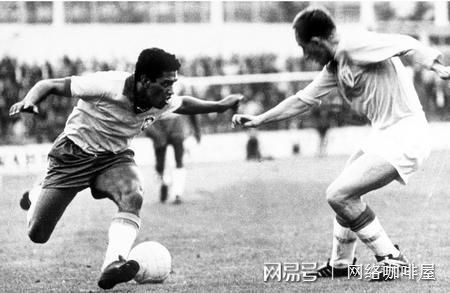 足坛助攻纪录_足球史上助攻排名_历史上足球史上首次助攻