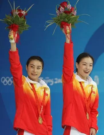 举重错失金牌_错失举重冠军怎么办_举重错失冠军
