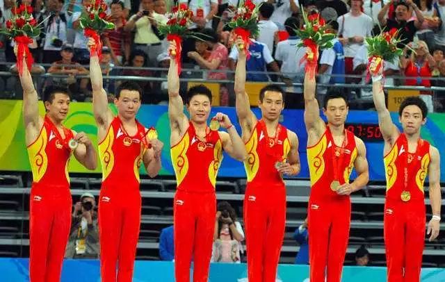 错失举重冠军怎么办_举重错失金牌_举重错失冠军