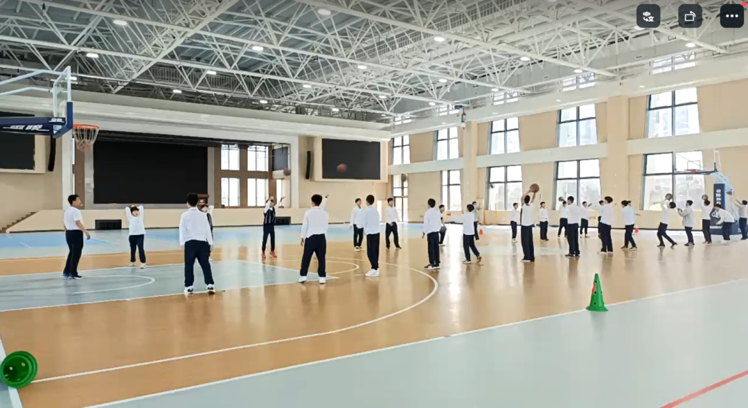 初中篮球赛一般打多少分_初中篮球赛事_东阳初中篮球赛规则是