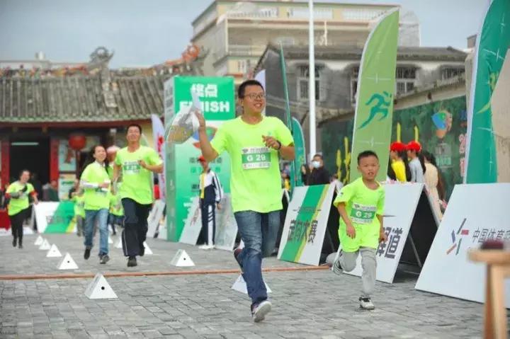 世界举重冠军饶平_饶平举重比赛_世界举重比赛冠军