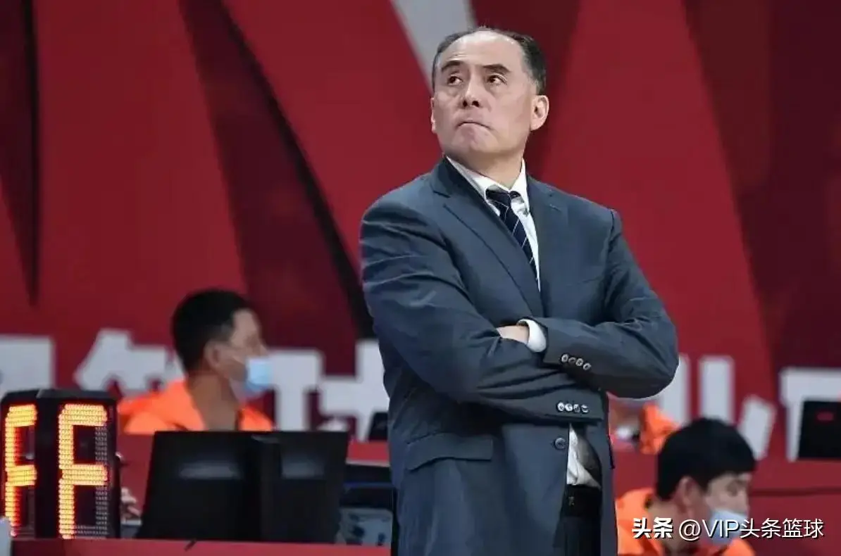 辽宁队教练杜峰简介_篮球辽宁冠军杜峰简介_辽宁篮球总冠军杜峰